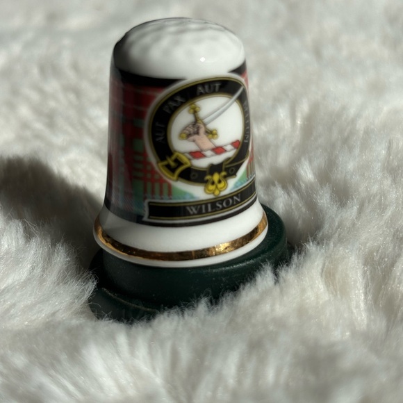 Vintage bone china thimble Key to the clans Scotcrest Scotland - Picture 5 of 7